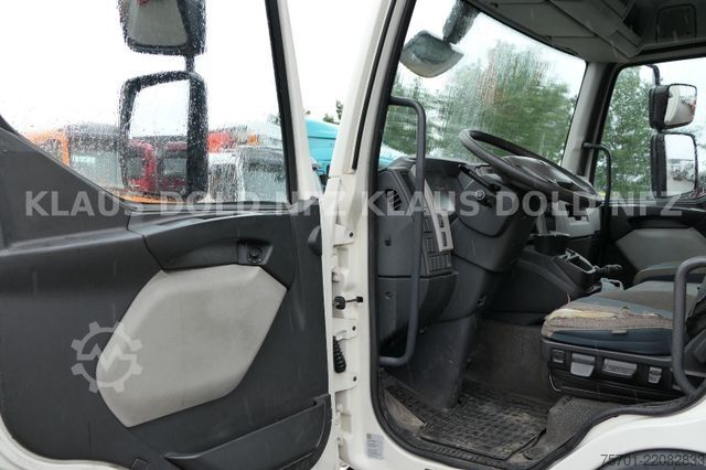 Box truck VOLVO FL 250 Koffer Rolltor LBW Euro 6