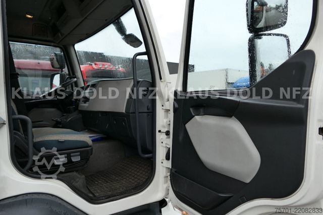 Box truck VOLVO FL 250 Koffer Rolltor LBW Euro 6