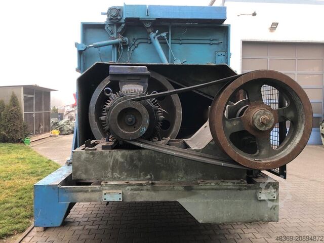 Secondary shredder LINDNER KOMET 1750