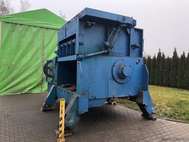 Secondary shredder LINDNER KOMET 1750