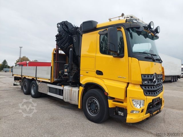 Flatbed truck MERCEDES-BENZ Arocs 2640 6X2 + Hiab XS 477 Hipro