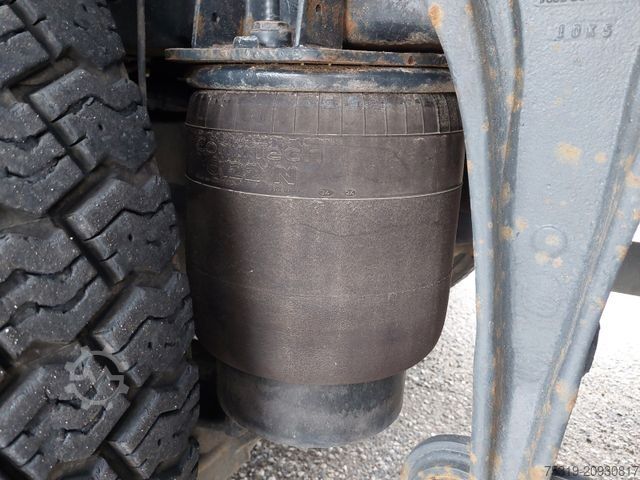 Flatbed truck MERCEDES-BENZ Arocs 2640 6X2 + Hiab XS 477 Hipro