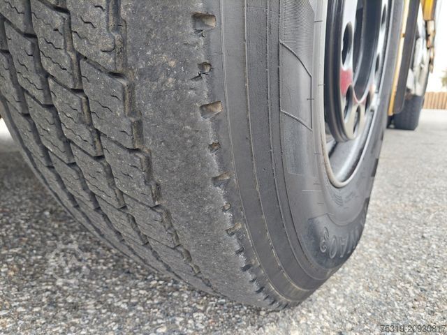 Flatbed truck MERCEDES-BENZ Arocs 2640 6X2 + Hiab XS 477 Hipro