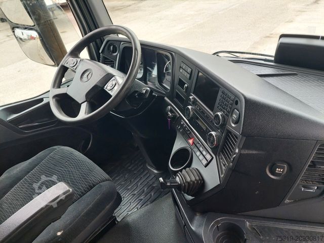 Flatbed truck MERCEDES-BENZ Arocs 2640 6X2 + Hiab XS 477 Hipro