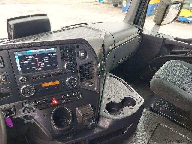 Flatbed truck MERCEDES-BENZ Arocs 2640 6X2 + Hiab XS 477 Hipro