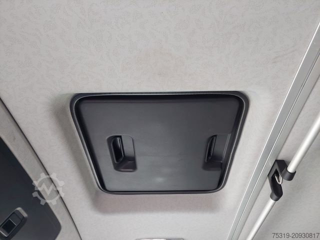 Flatbed truck MERCEDES-BENZ Arocs 2640 6X2 + Hiab XS 477 Hipro