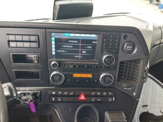 Flatbed truck MERCEDES-BENZ Arocs 2640 6X2 + Hiab XS 477 Hipro