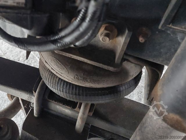 Volumen SZM FORD F-Max 1850 LL