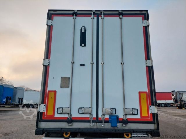 Reefer semitrailer SCHMITZ CARGOBULL SKO24 ThermoKing SLXi 300