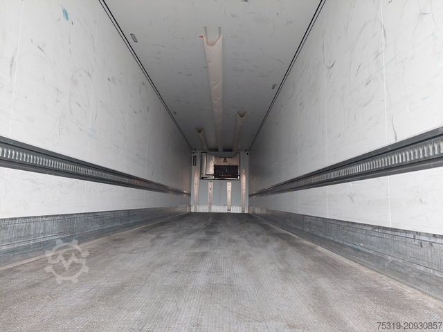 Reefer semitrailer SCHMITZ CARGOBULL SKO24 ThermoKing SLXi 300