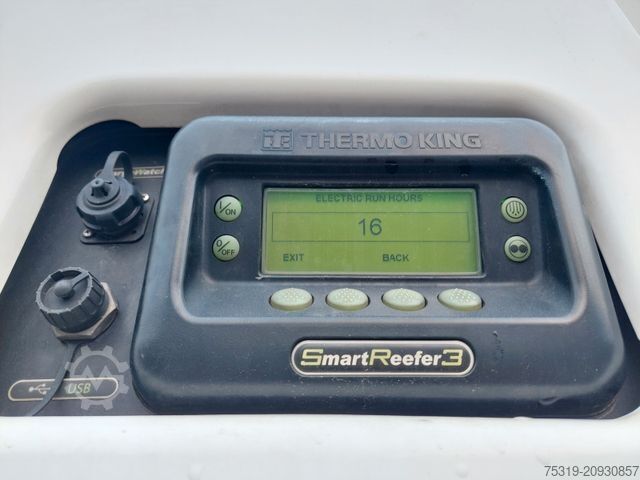 Reefer semitrailer SCHMITZ CARGOBULL SKO24 ThermoKing SLXi 300