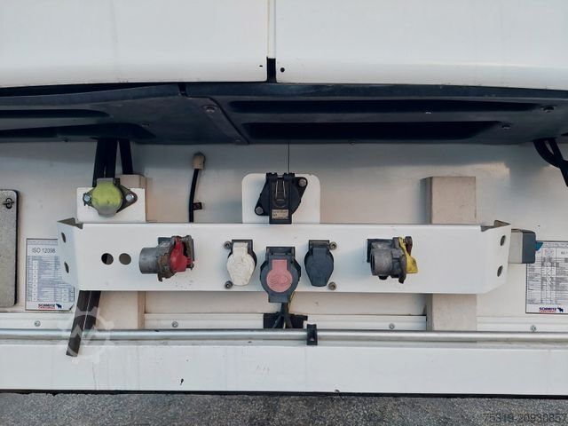 Reefer semitrailer SCHMITZ CARGOBULL SKO24 ThermoKing SLXi 300