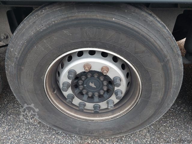 Reefer semitrailer SCHMITZ CARGOBULL SKO24 ThermoKing SLXi 300