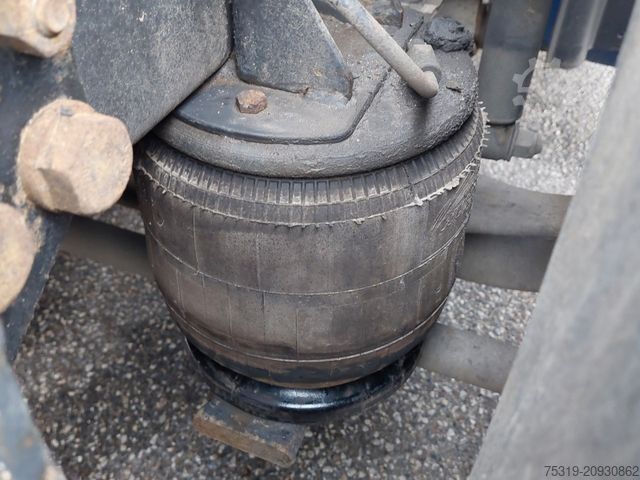 Standard tractor unit SCANIA R 440 LA6X2/4MNA