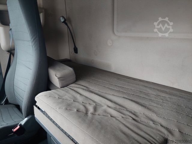 Standard tractor unit SCANIA R 440 LA6X2/4MNA