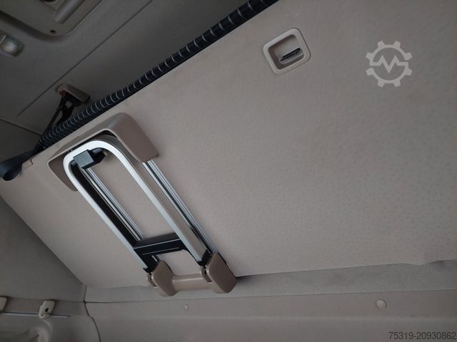 Standard tractor unit SCANIA R 440 LA6X2/4MNA