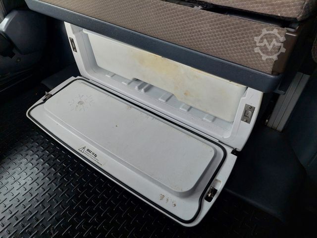 Standard tractor unit SCANIA R 440 LA6X2/4MNA