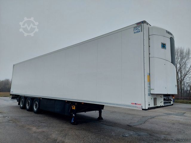 Reefer semitrailer SCHMITZ CARGOBULL SKO 24 Thermo King SLXi 300