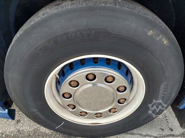 Heavy-duty truck SCANIA R 440 LA6X2/4MNA