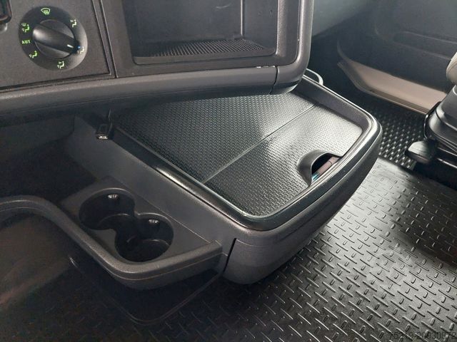 Heavy-duty truck SCANIA R 440 LA6X2/4MNA