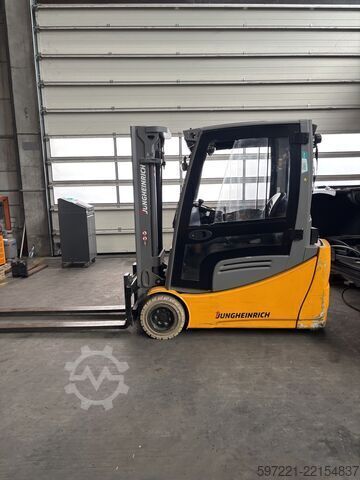 Electric - 3 wheels Jungheinrich EFG 220 440DZ