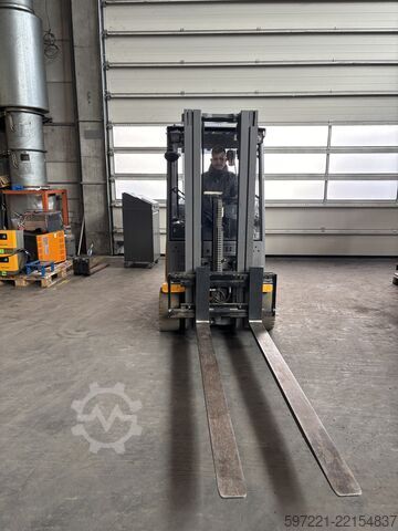 Electric - 3 wheels Jungheinrich EFG 220 440DZ