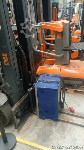 Electric - 4 wheels Still RX60-25