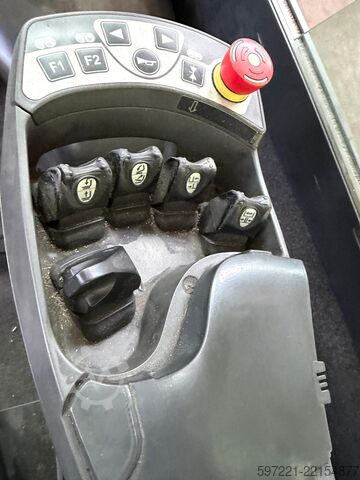Diesel Forklifts Still RX70-16