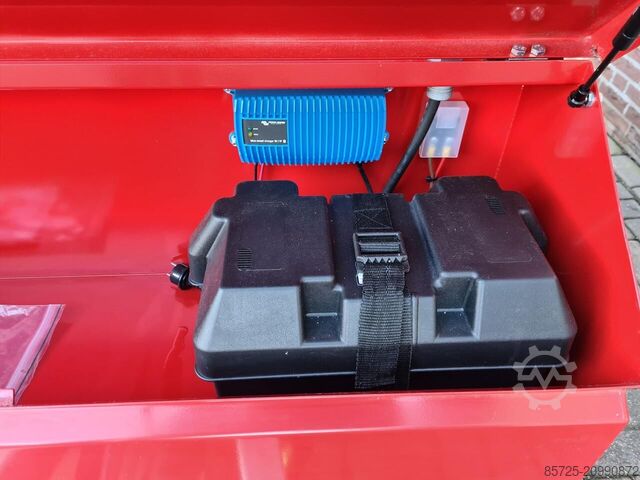 Fuel tanker  Mobiele tankwagen