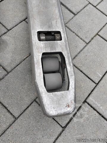 Stackers Stand-on Jungheinrich ESD 220