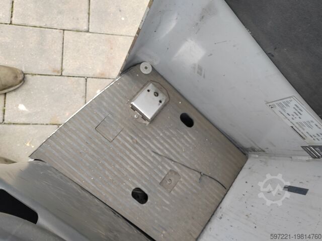 Stackers Stand-on Jungheinrich ESD 220