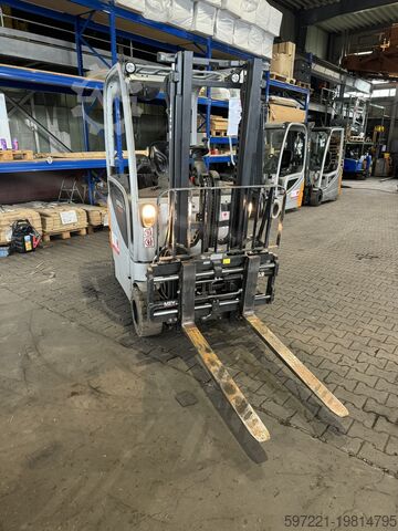 Electric - 4 wheels Still RX20-18PH