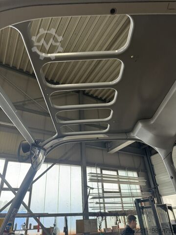 Electric - 4 wheels Still RX20-18PH