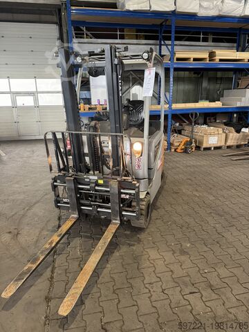 Electric - 4 wheels Still RX20-18PH