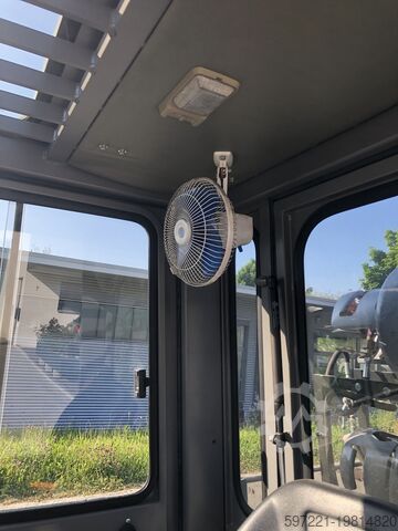 LPG-Gabelstapler Heli CPYD 25 Triplexmast