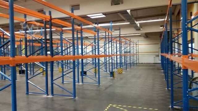 High-bay warehouse Nedcon Palettenregal