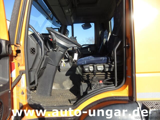 Kipper LKW Iveco Trakker 360 Kipper 4x4 Kran Palfinger