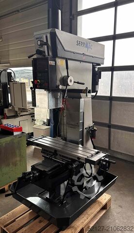 Bohr- und Fräsmaschine Serrmac DIGIT VR
