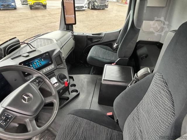 Abrollkipper  Actros 2551L LENKACHSE Abrollkipper mit Haken