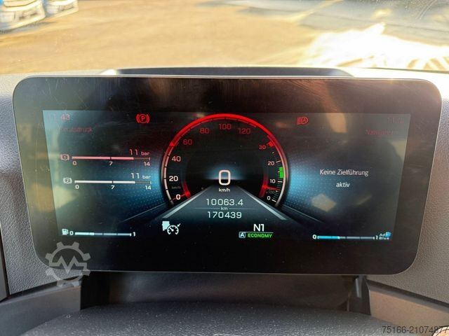 Flatbed truck MERCEDES-BENZ ACTROS 1830 L Pritsche 6,4 m*Mitnahmestapler*ADR