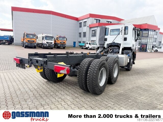 LKW-Fahrgestell Iveco X-Way AD300X46Z 6x4, Retarder, Navi