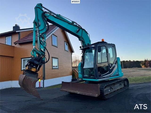 Raupenbagger Kobelco SK75SR-3E crawler excavator with rototilt, 4 bucke