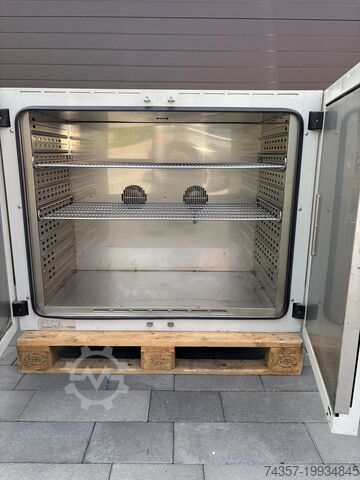 Binder FED 400 Laboratory Dryer Binder FED 400