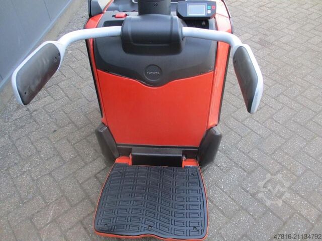Niederhubwagen TOYOTA LPE 250