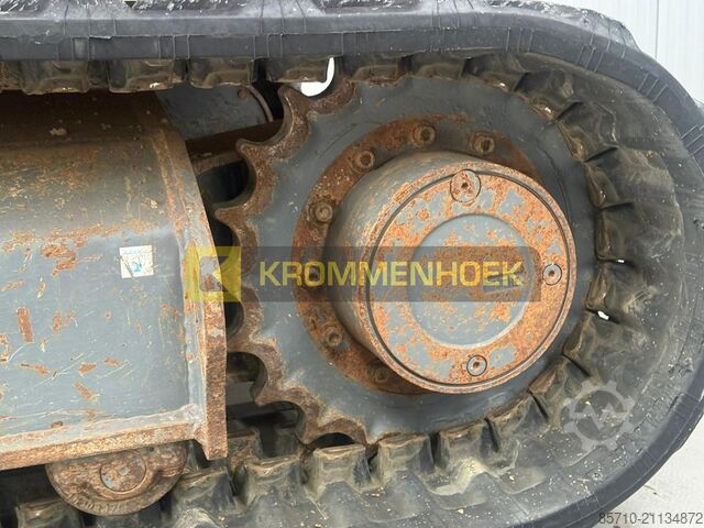 Midi excavator Takeuchi TB 290 Engcon Draaikantelstuk