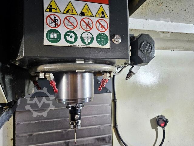 Vertikales Bearbeitungszentrum Haas VF-3YT/50