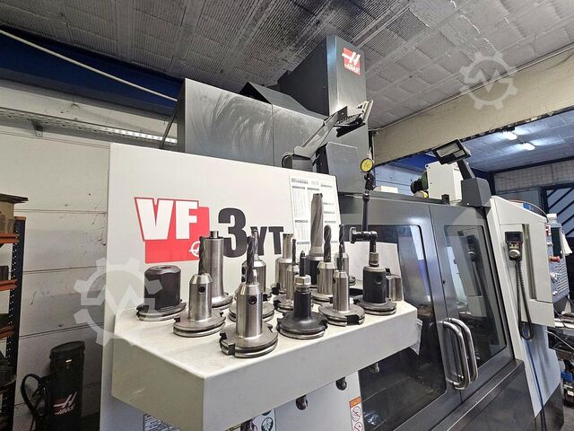 Vertikales Bearbeitungszentrum Haas VF-3YT/50