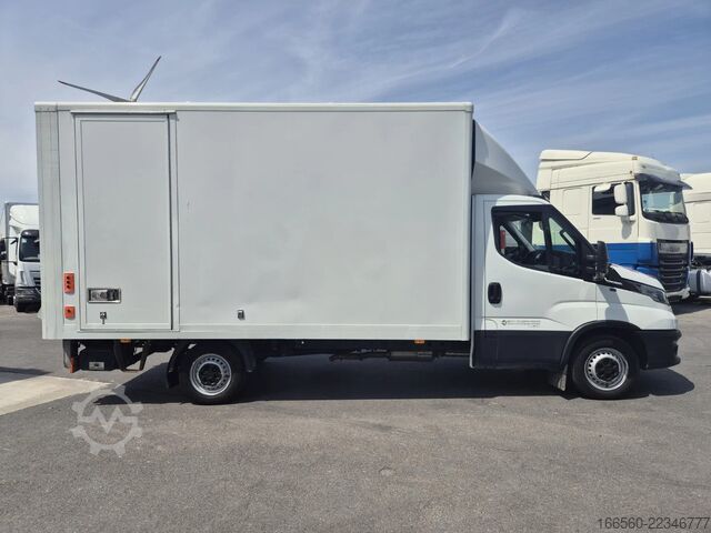 Box truck Iveco Daily 35 S 14 A8