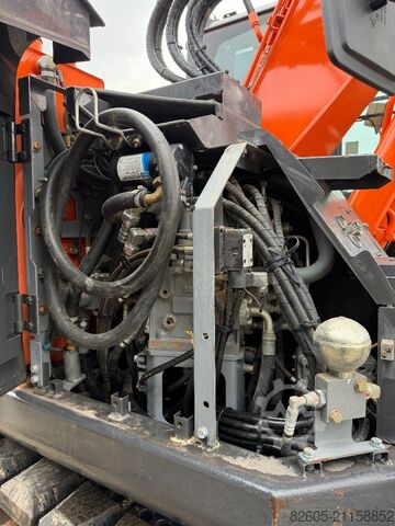 Raupenbagger Hitachi ZX 135 US 5-B