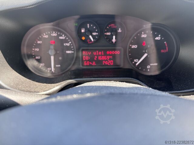 Refrigerator body van Iveco Daily 35C16